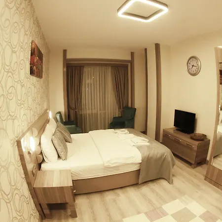 מלון Myhouse N5 Business 4*