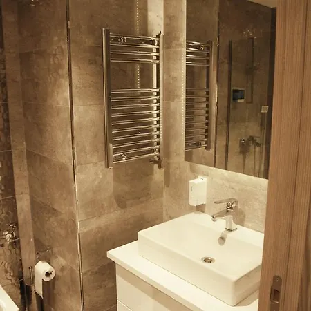 Hotel Myhouse N5 Business 4*